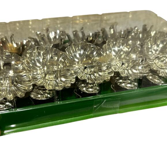 Vintage NOS Metal Pine Cone Christmas Tree Clips Reflectors Candle Holders (10) - Picture 3 of 6